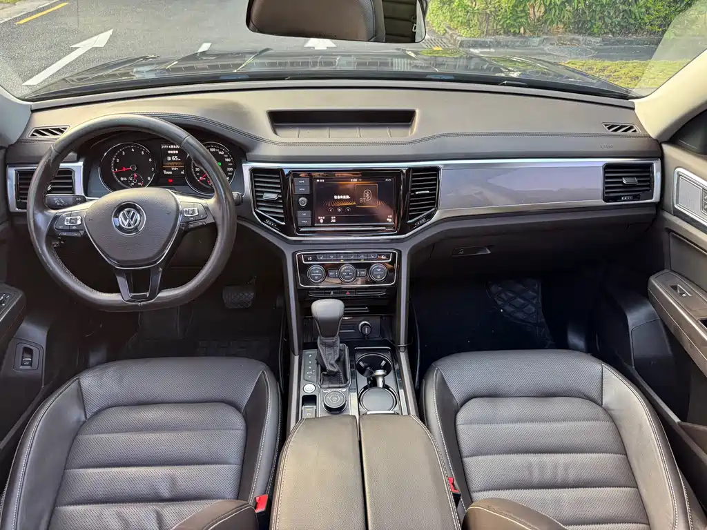 Volkswagen Teramont — миниатюра 5