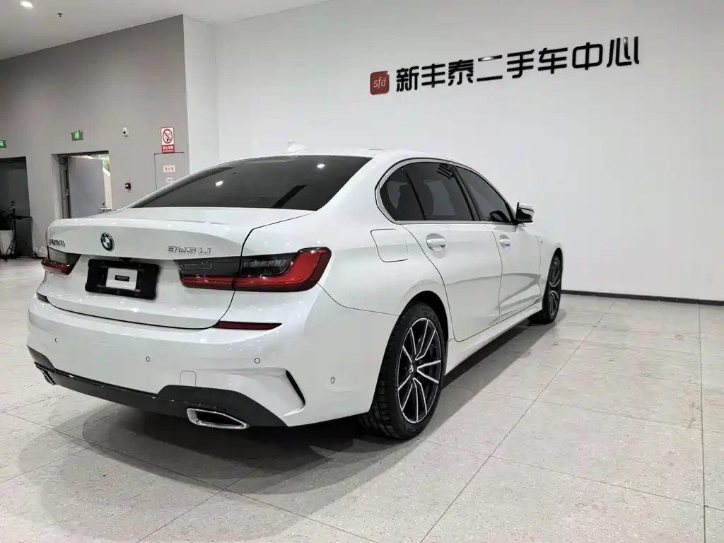 BMW 3 Series — миниатюра 6