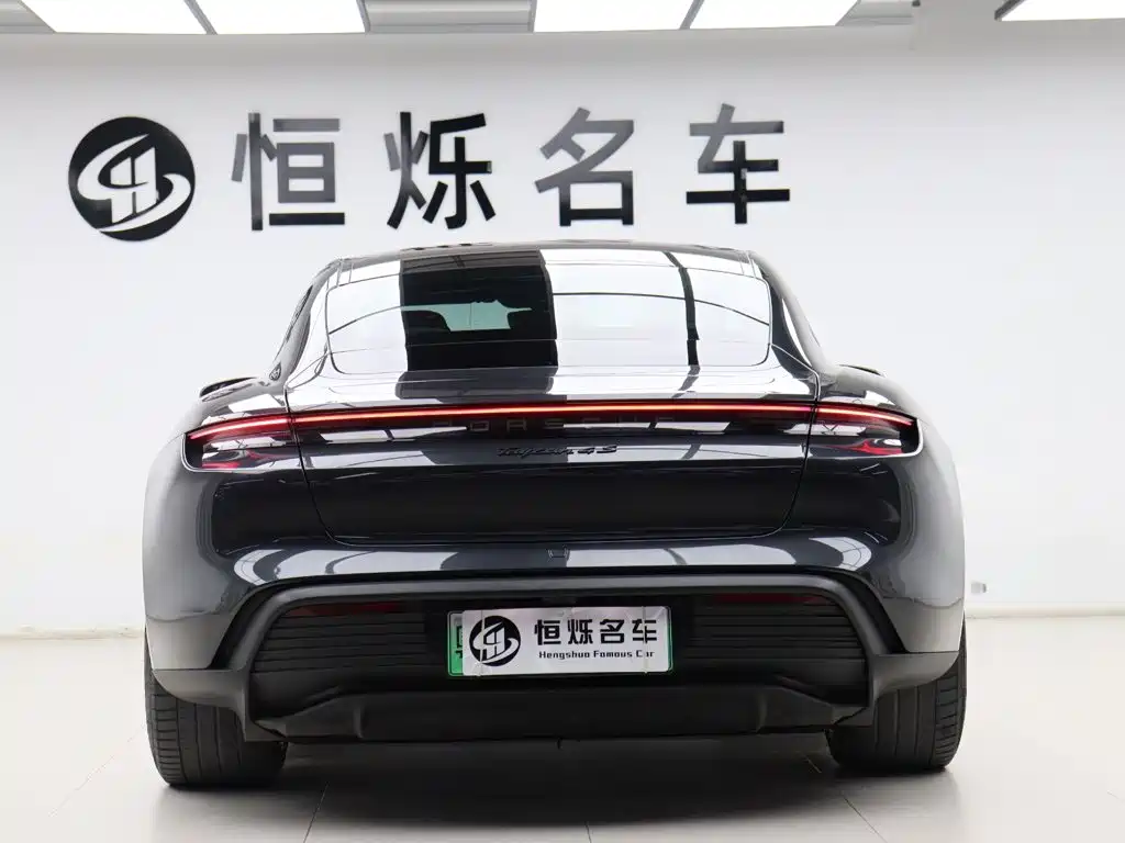 Porsche Taycan — миниатюра 23
