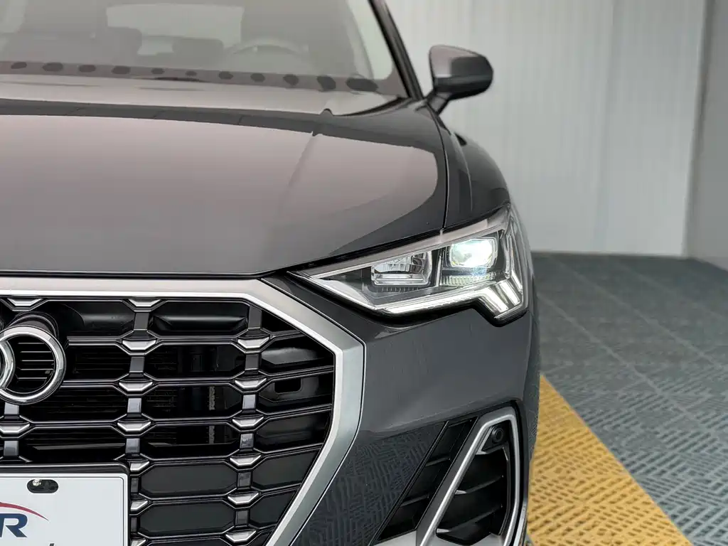 Audi Q3 — миниатюра 7