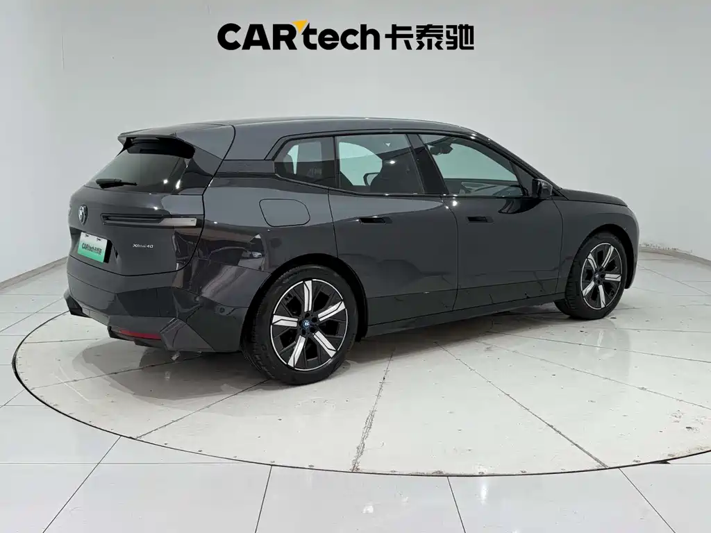 BMW iX 2022 xDrive40