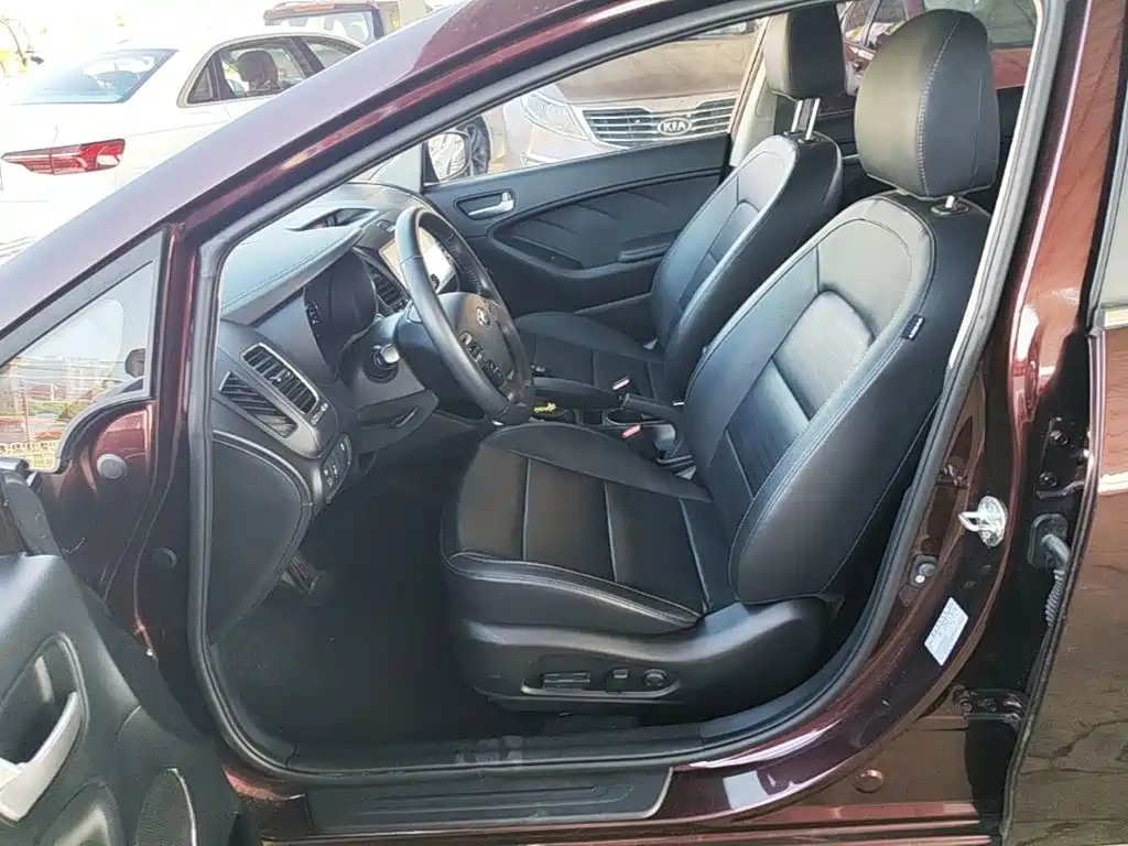Kia K3 — миниатюра 15