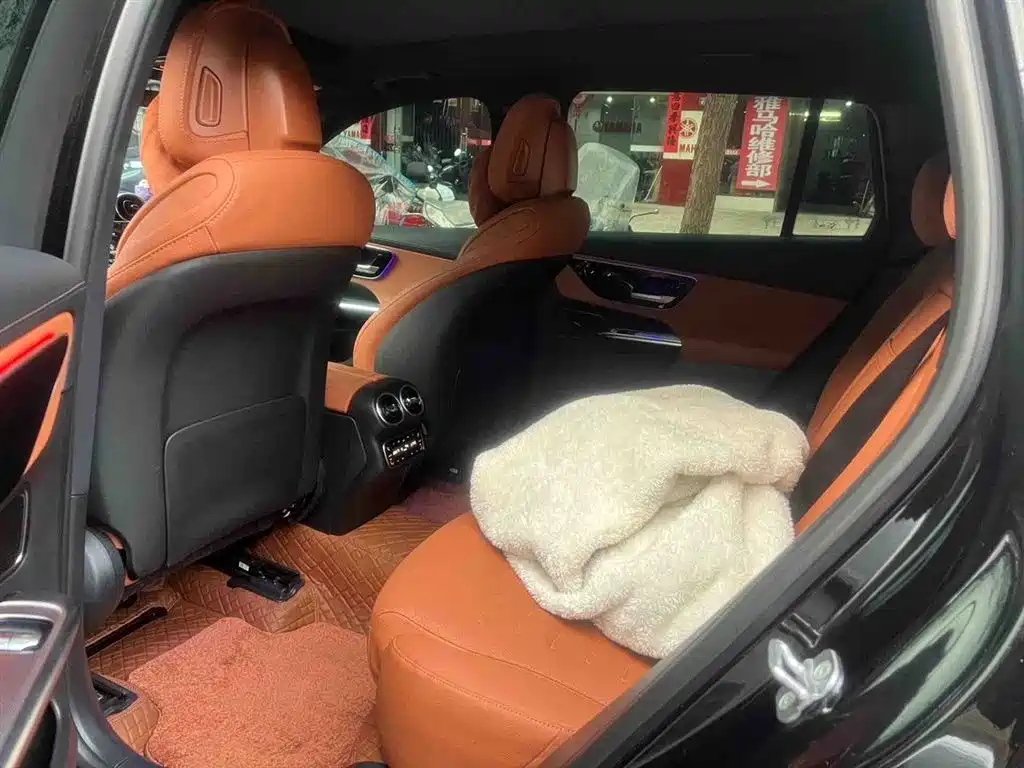 Mercedes-Benz GLC 2026 GLC 260 L 4MATIC