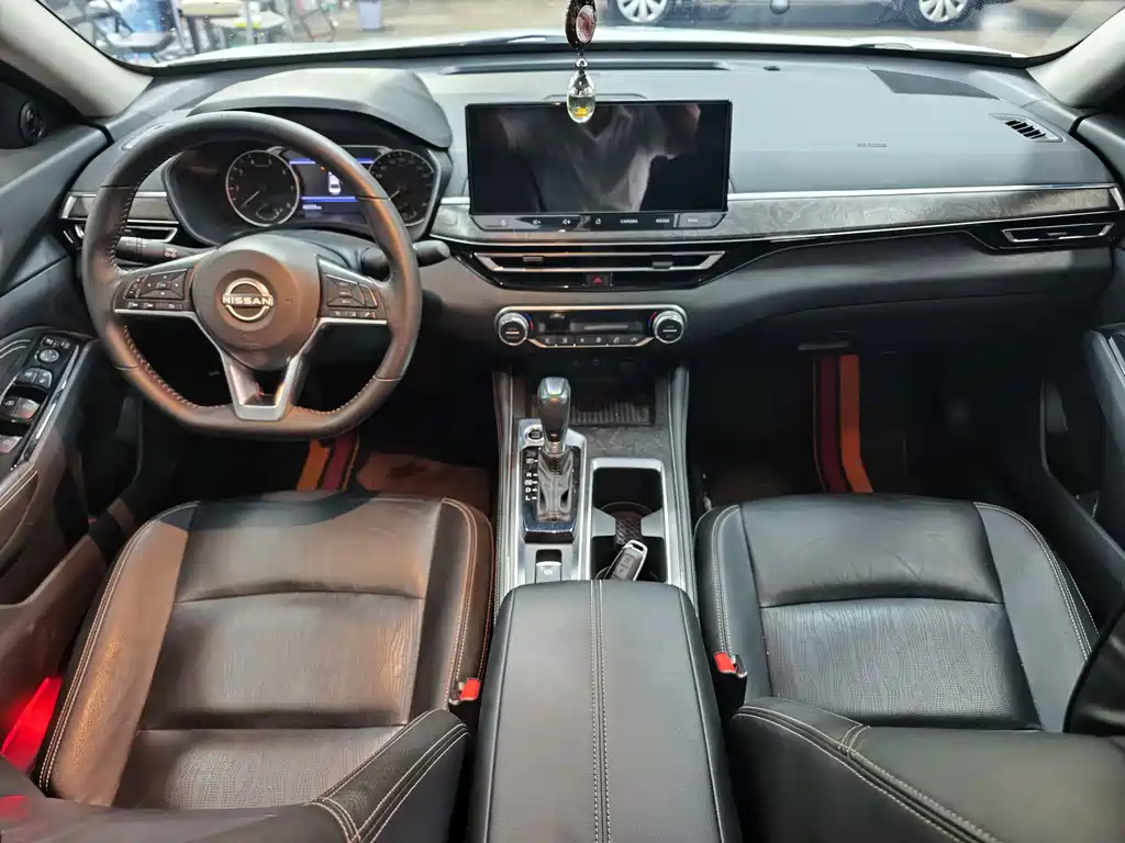 Nissan Teana — миниатюра 10