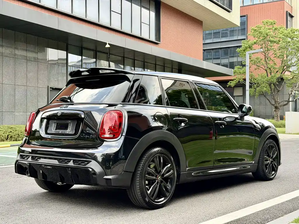 MINI Mini — миниатюра 6