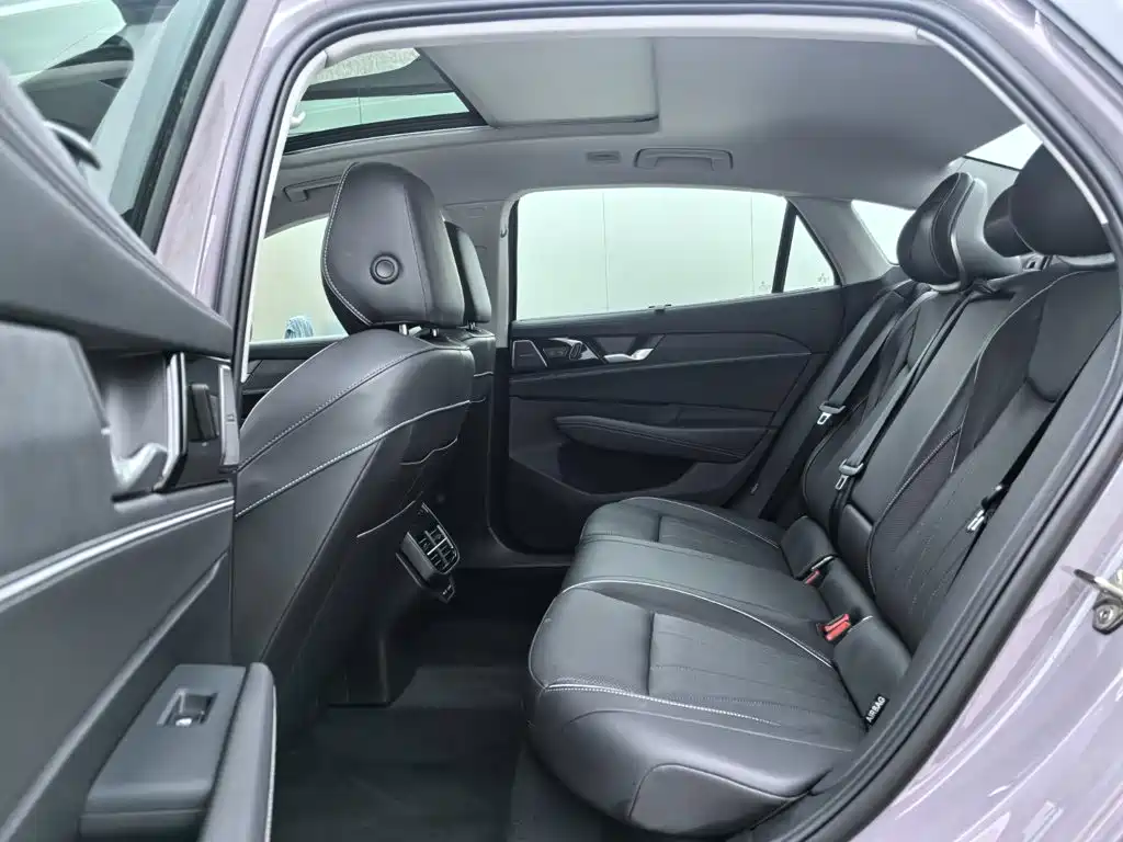 Volkswagen Passat — миниатюра 12