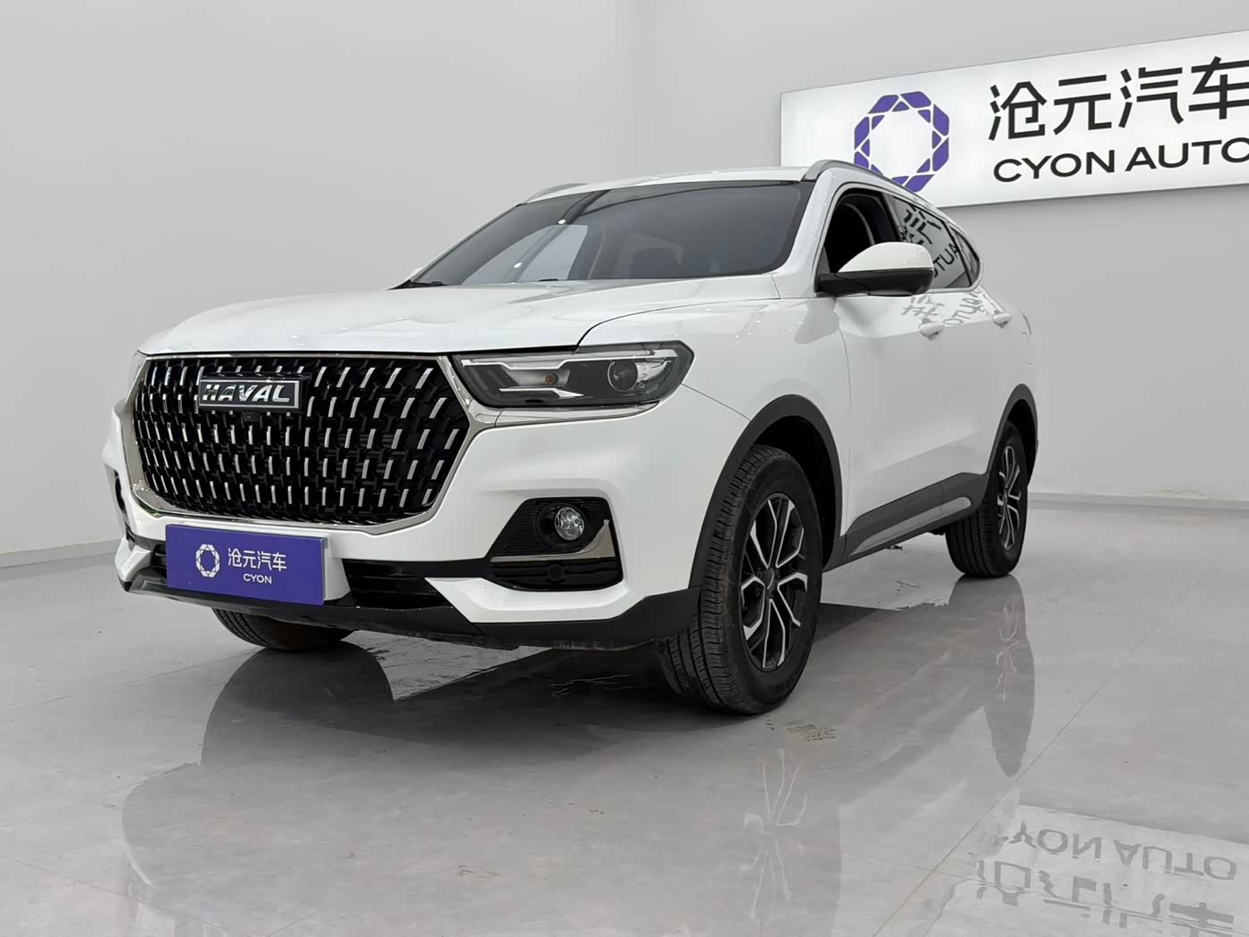 Haval Haval H6 1.5 л 2023 г. Белый, пробег 8500 км