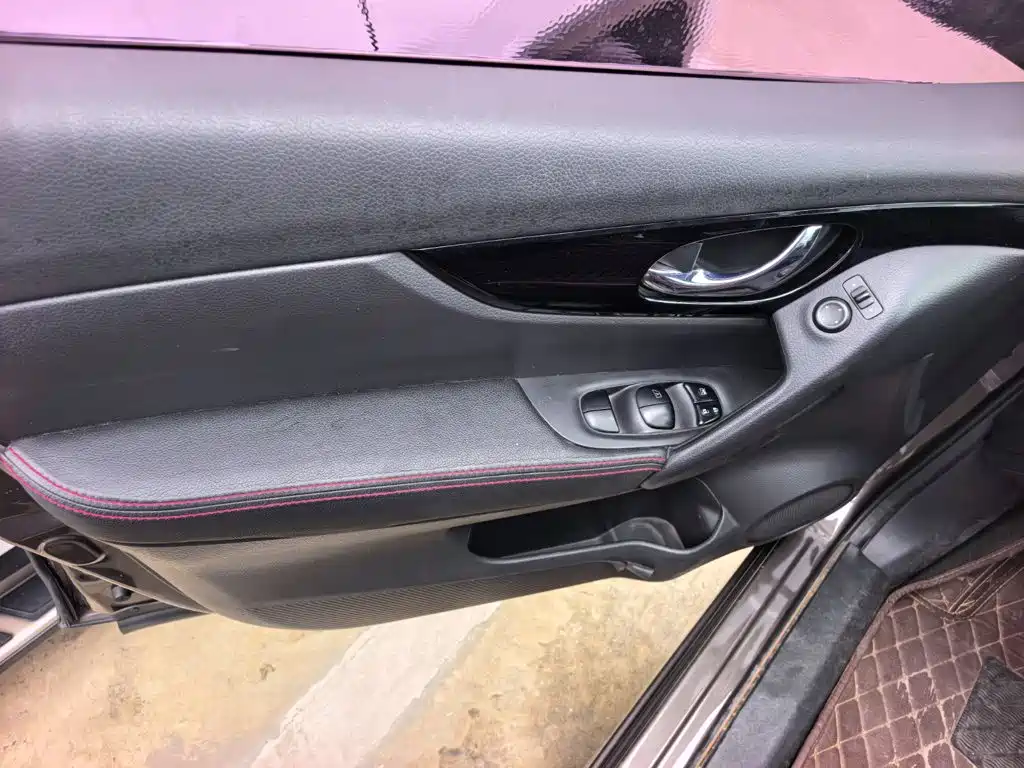 Nissan Qashqai — миниатюра 6