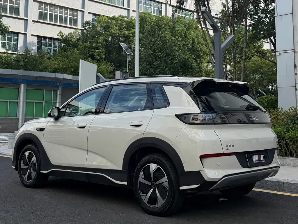 BYD Морской лев 05 EV — миниатюра 4