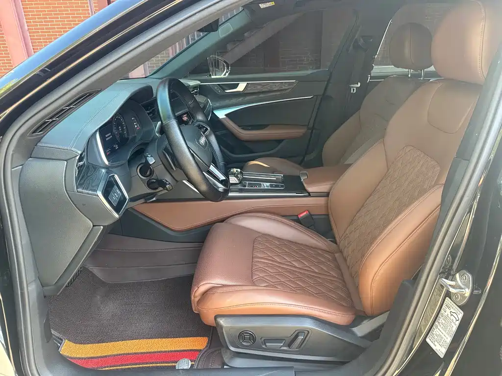 Audi A6L — миниатюра 9