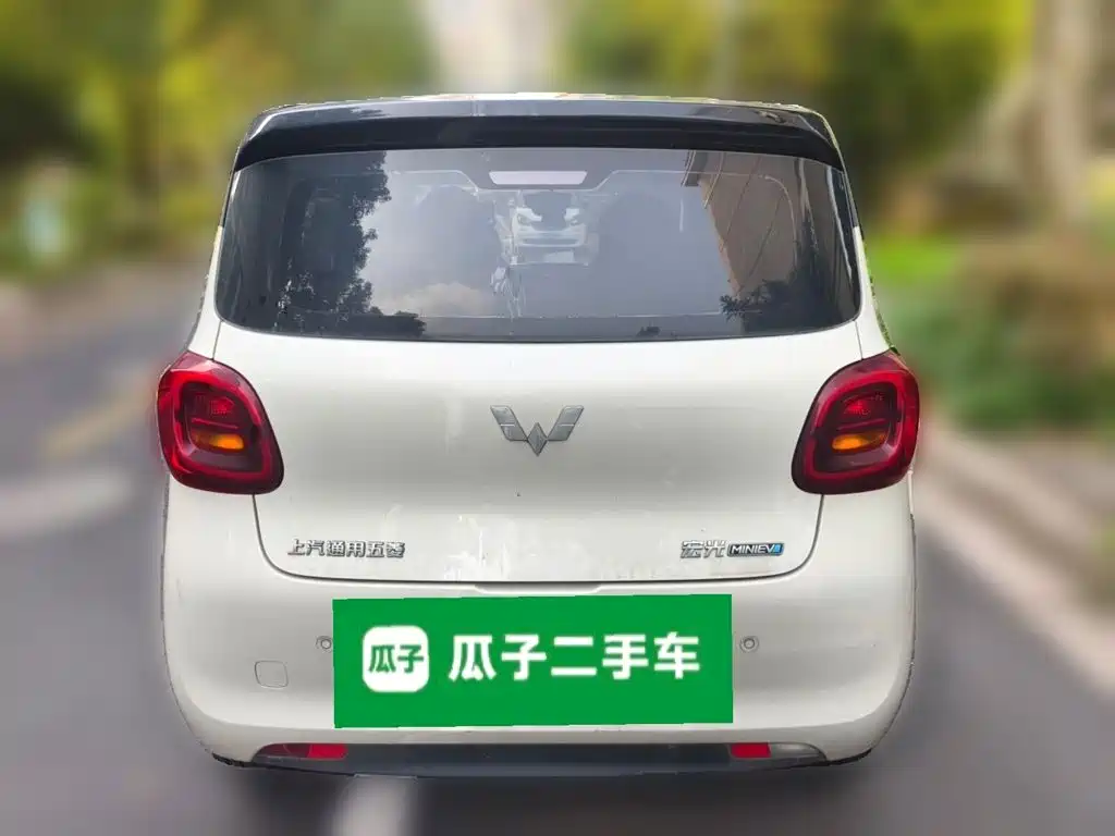 Wuling MINIEV — миниатюра 3