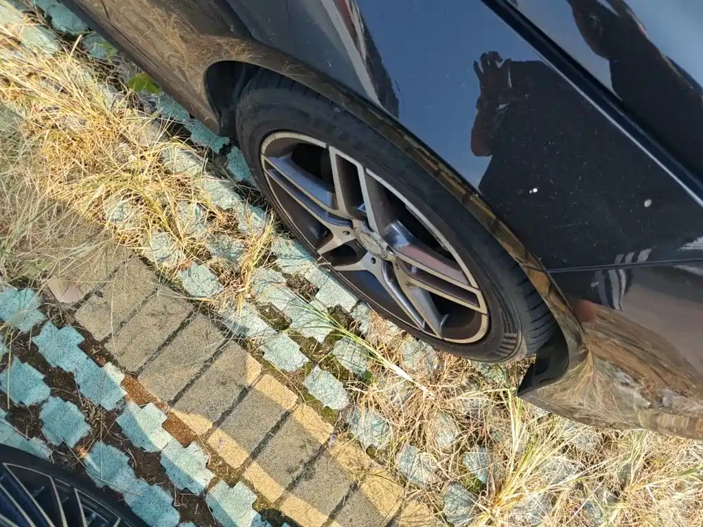 Mercedes-Benz E-Class — миниатюра 24