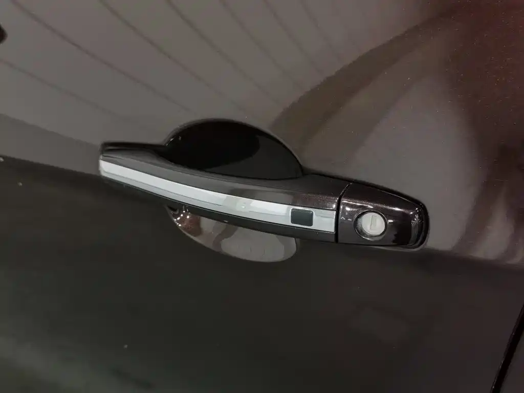 Geely Emgrand — миниатюра 18