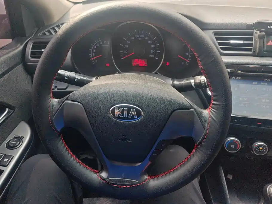 Kia K2 — миниатюра 15
