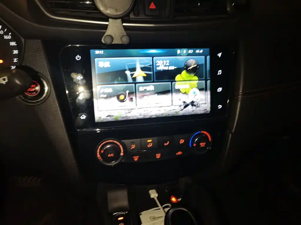 Nissan Qashqai — миниатюра 9