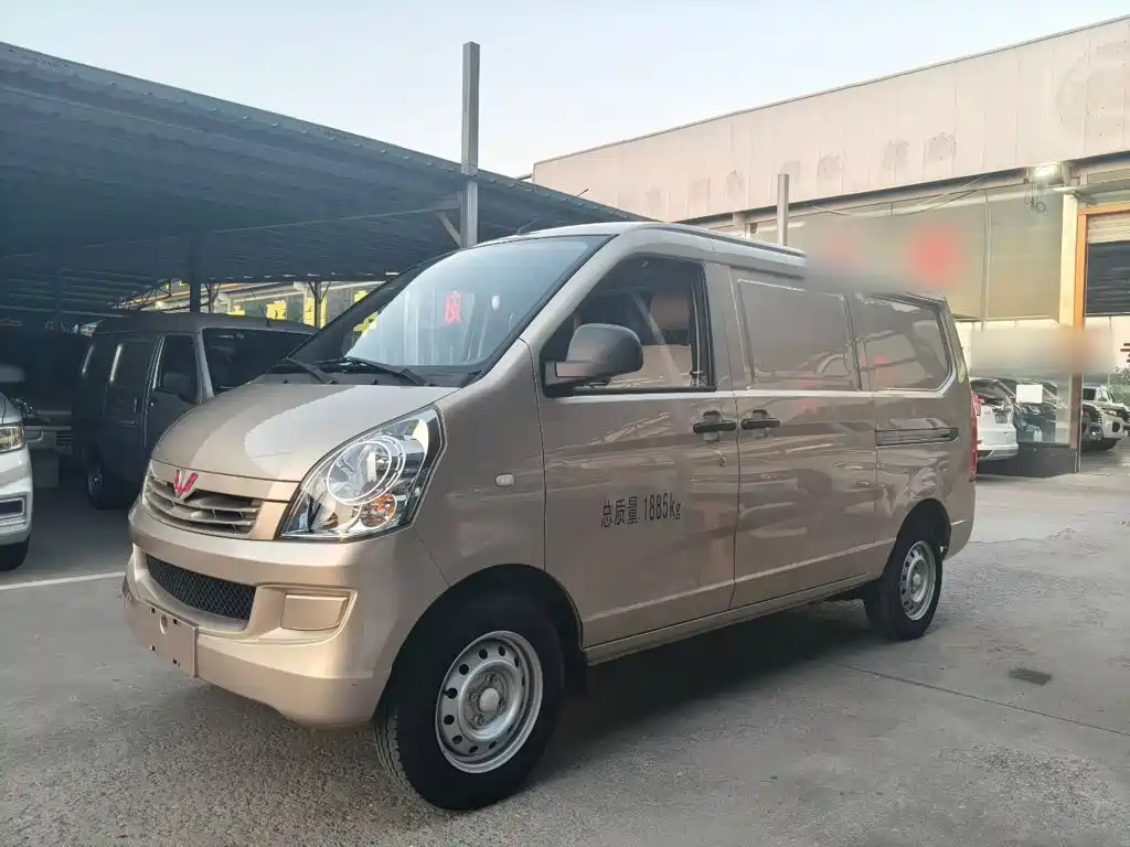 Wuling Rongguang S — миниатюра 2