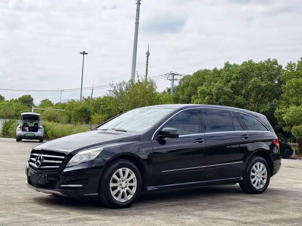 Mercedes-Benz R-Class
