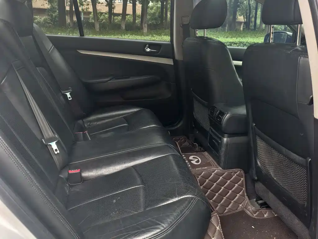 Infiniti G — миниатюра 4