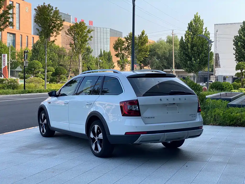 Skoda Octavia — миниатюра 7