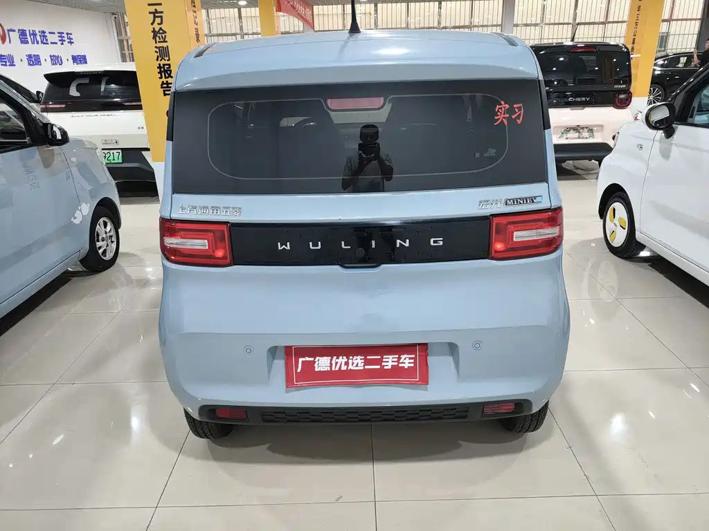 Wuling MINIEV — миниатюра 8