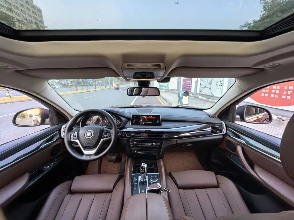 BMW X6 — миниатюра 8
