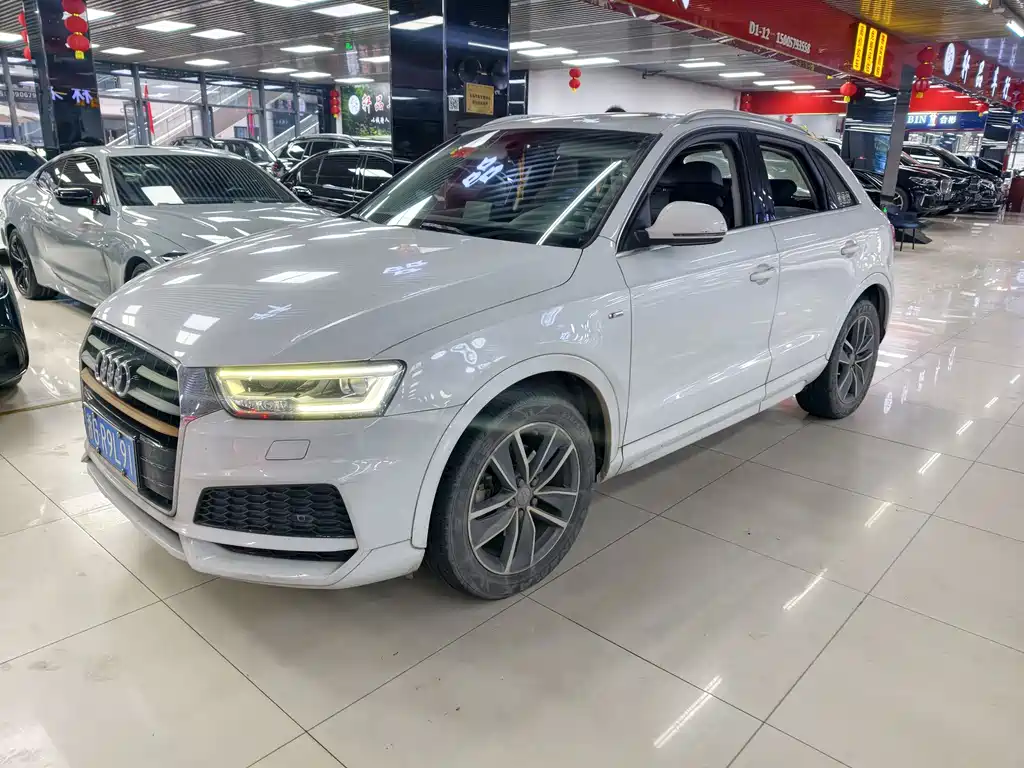 Купить Audi Q3