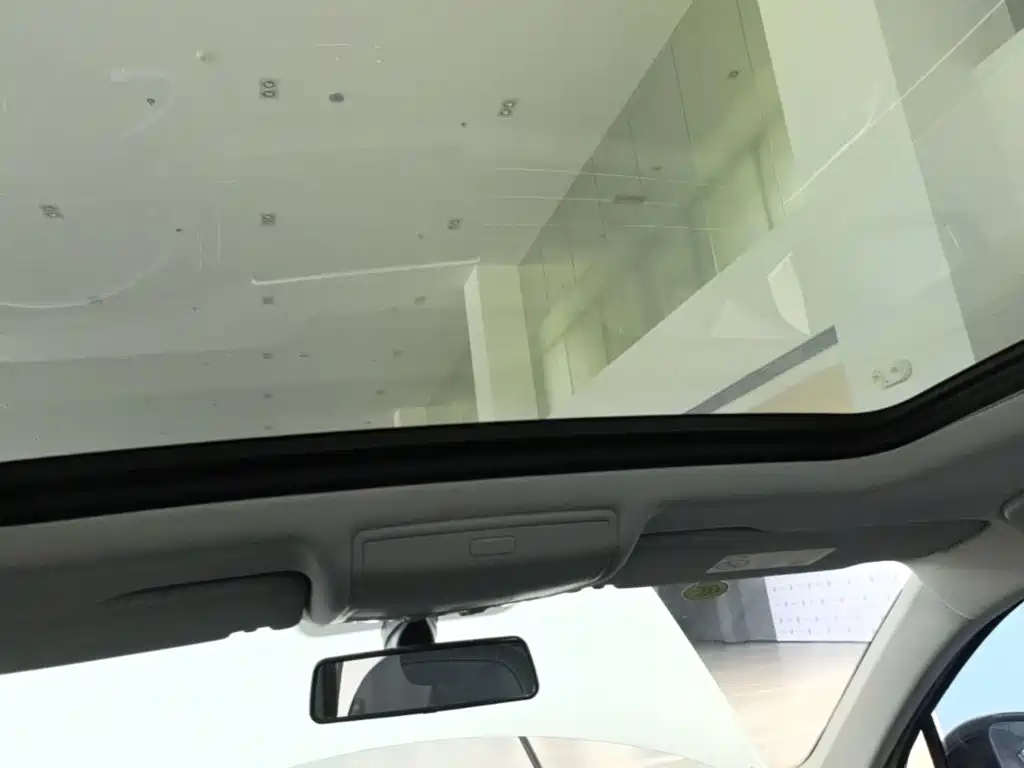 Volkswagen Tiguan L — миниатюра 18