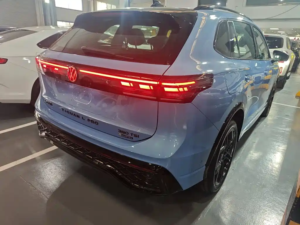 Volkswagen Tiguan L — миниатюра 7