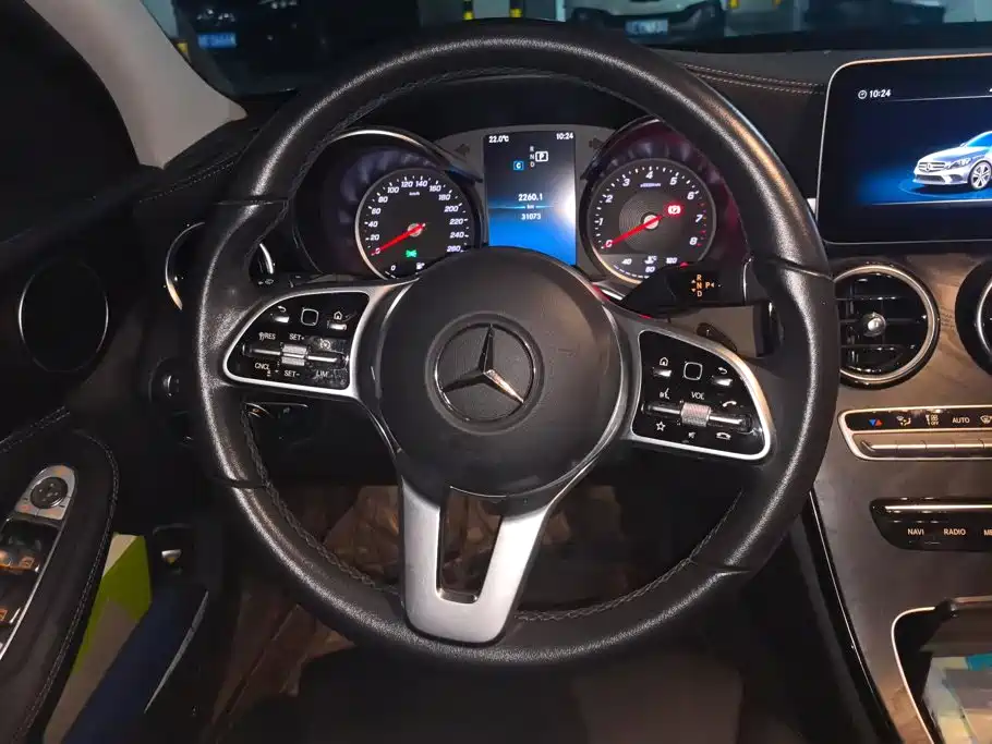 Mercedes-Benz C-Class — миниатюра 15
