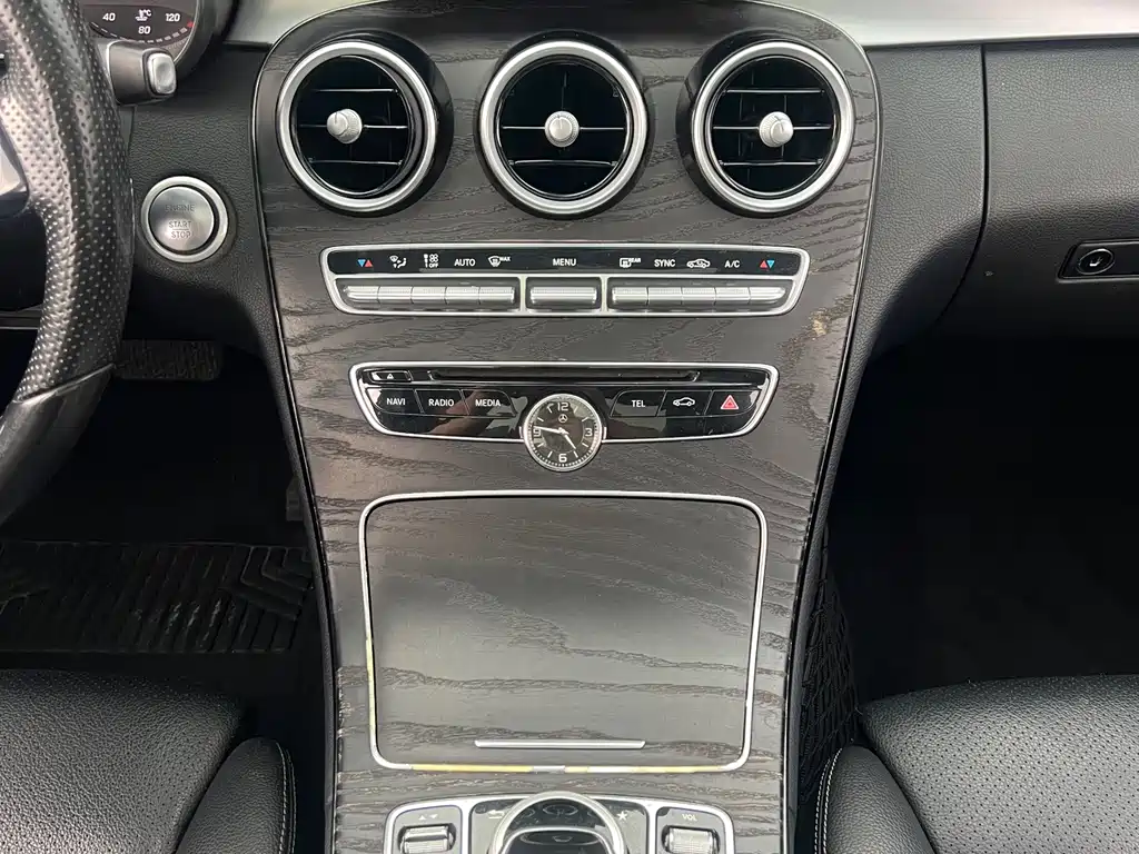 Mercedes-Benz C-Class — миниатюра 17