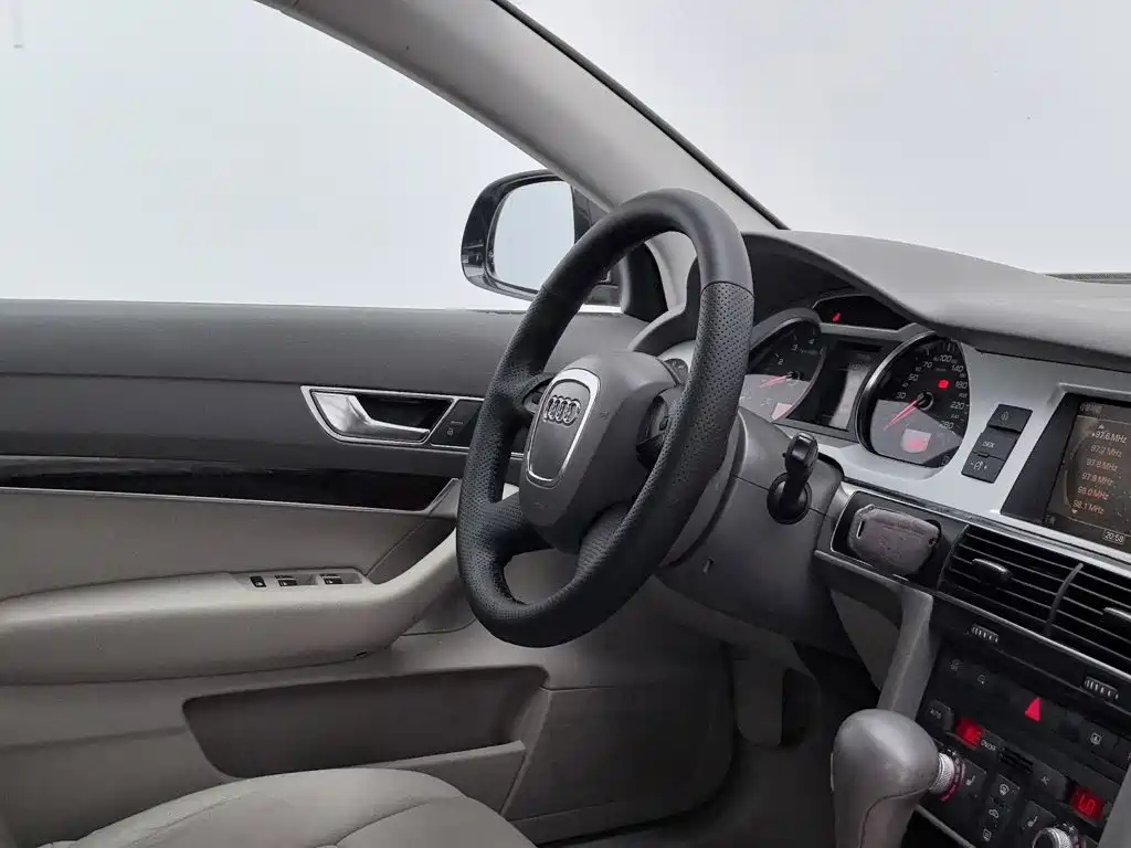 Audi A6L — миниатюра 22