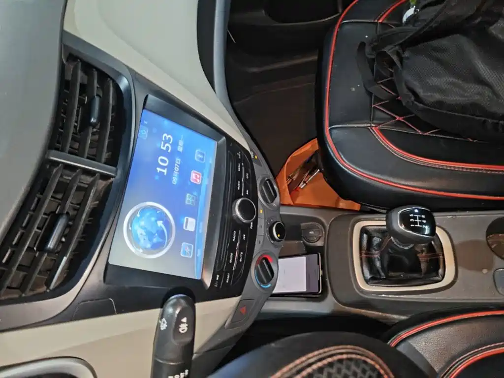 Chevrolet Sail — миниатюра 13