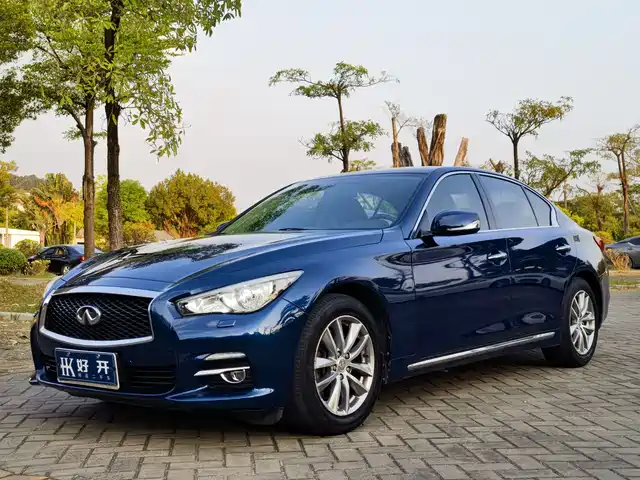 infiniti q50l