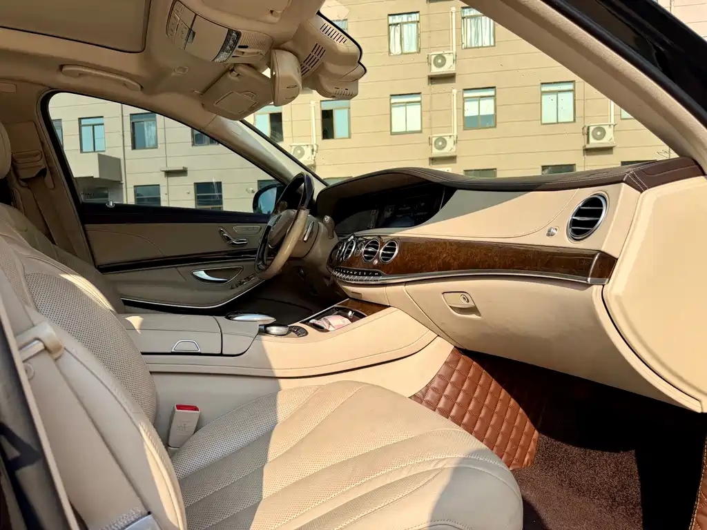 Mercedes-Benz S-Class — миниатюра 6
