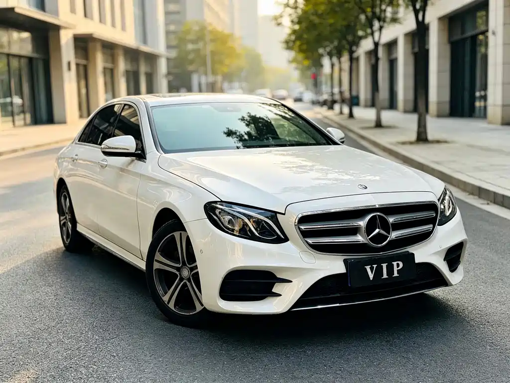 Mercedes-Benz E-Class — миниатюра 3