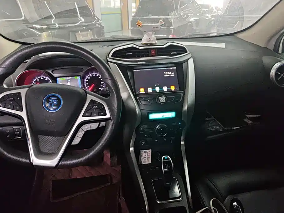 BYD Yuan EV — миниатюра 12
