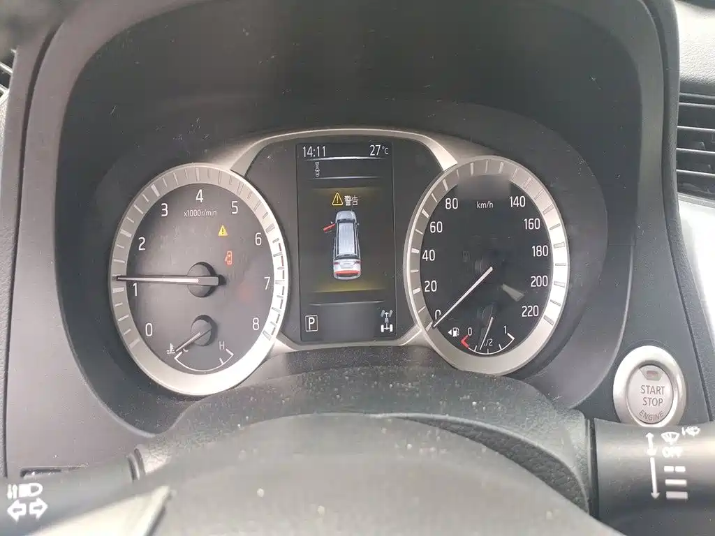 Nissan Terra — миниатюра 4