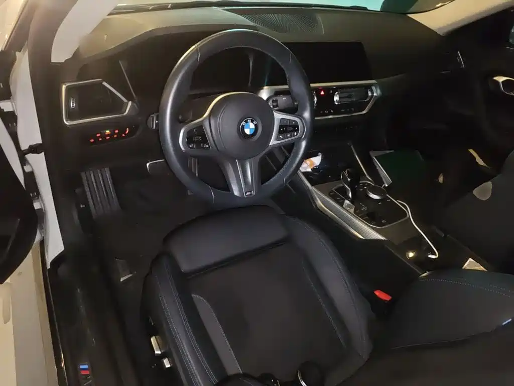 BMW 2 Series (Import) — миниатюра 6