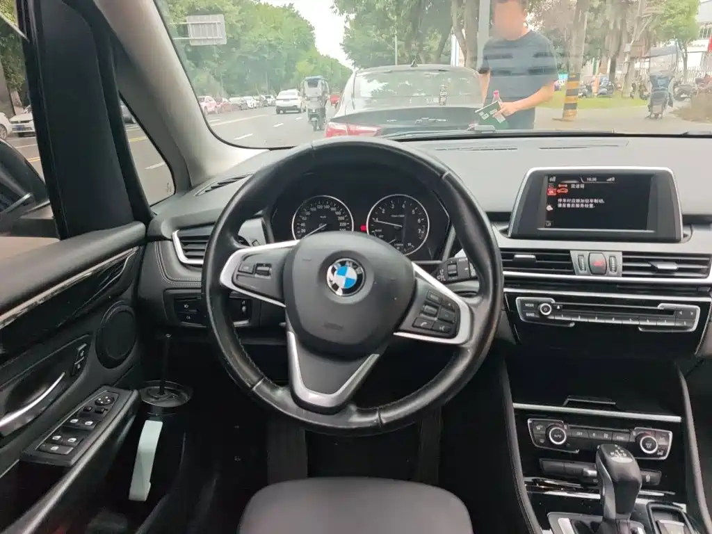 BMW 2 Series Active Tourer (Import) — миниатюра 3