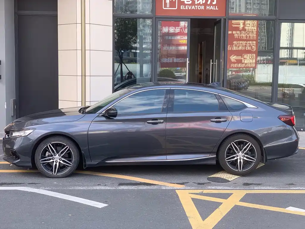 Honda Accord — миниатюра 3