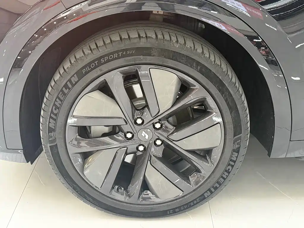 Li Auto Li L9 — миниатюра 12