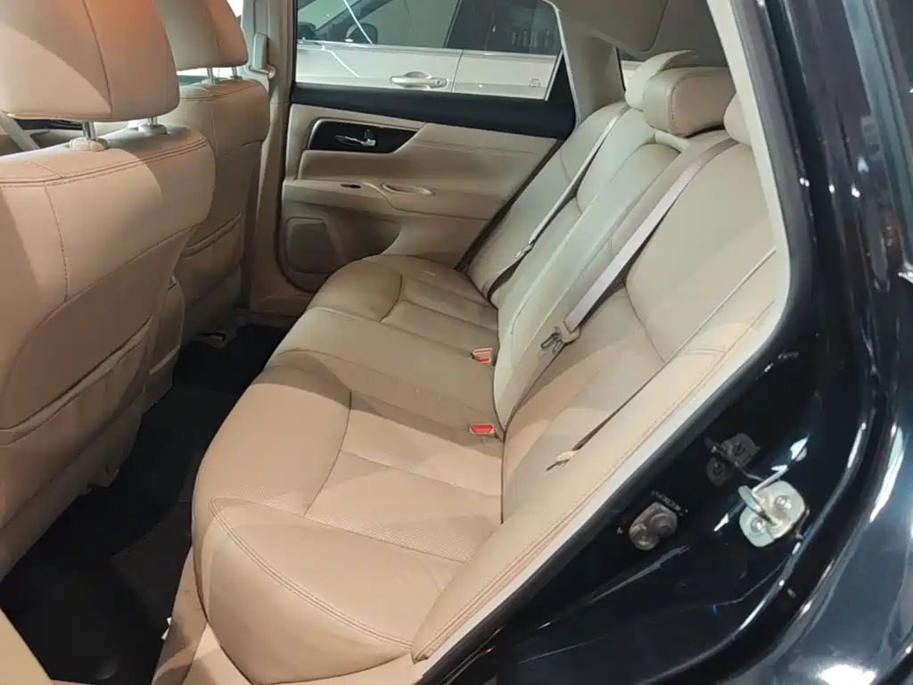 Nissan Teana — миниатюра 17
