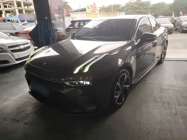 2023 Lynk & Co 03