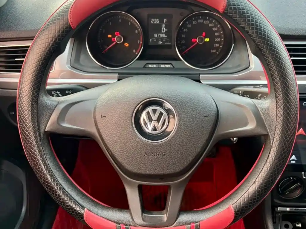 Volkswagen Bora — миниатюра 10