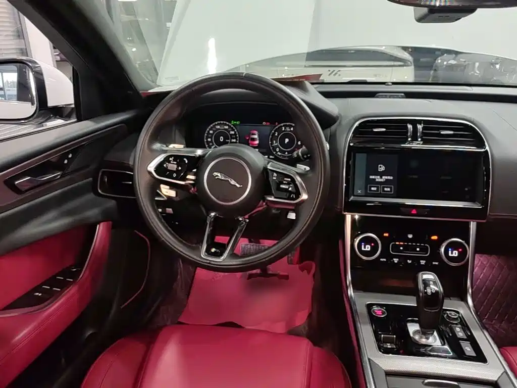 Jaguar XEL — миниатюра 11