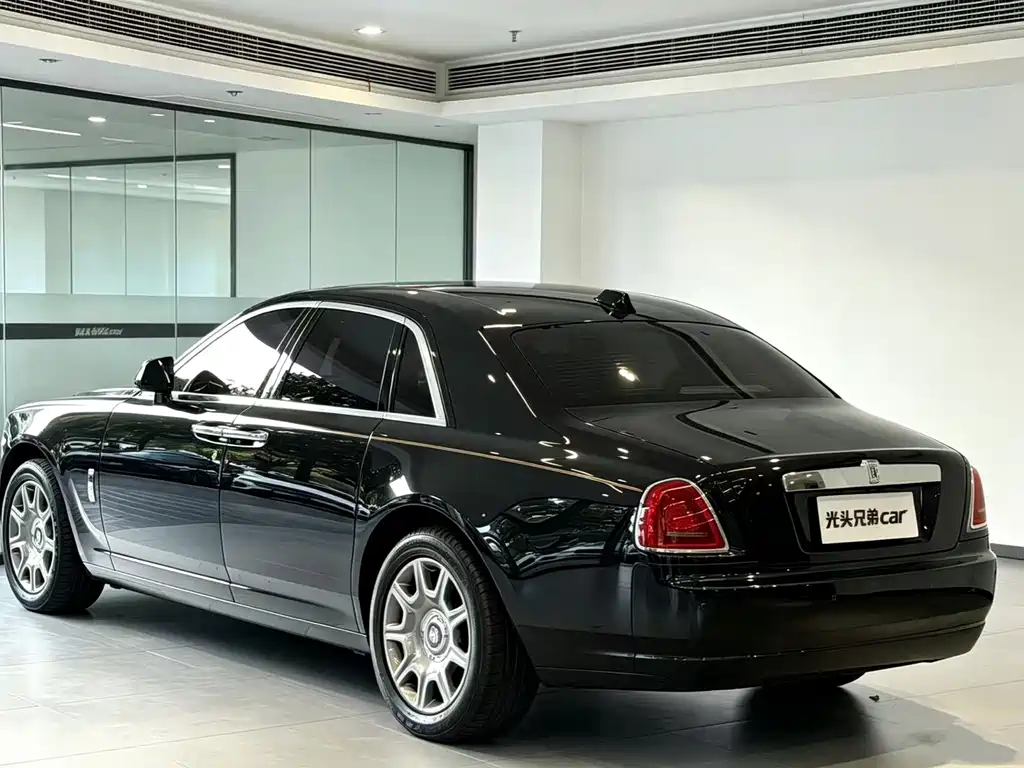 Rolls-Royce Ghost — миниатюра 2