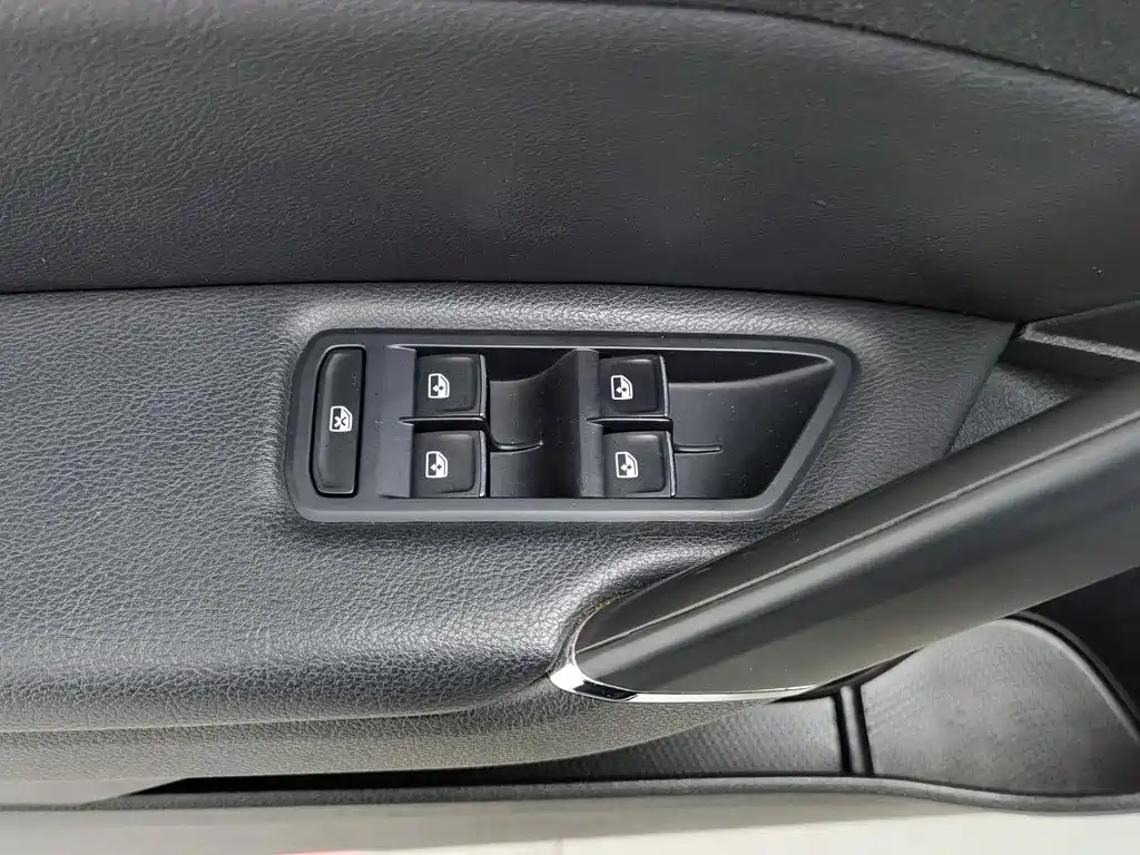 Volkswagen Passat — миниатюра 9