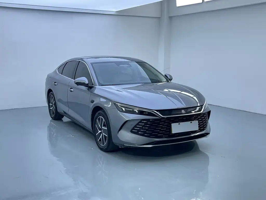 2025 BYD Qin - zdjęcie 1 z 17