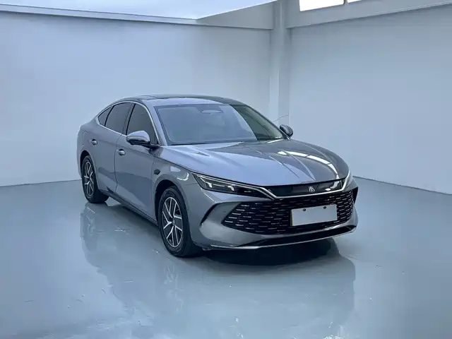 2025 BYD Qin