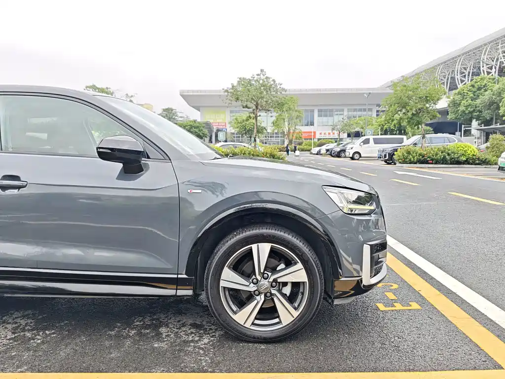 Audi Q2L — миниатюра 23